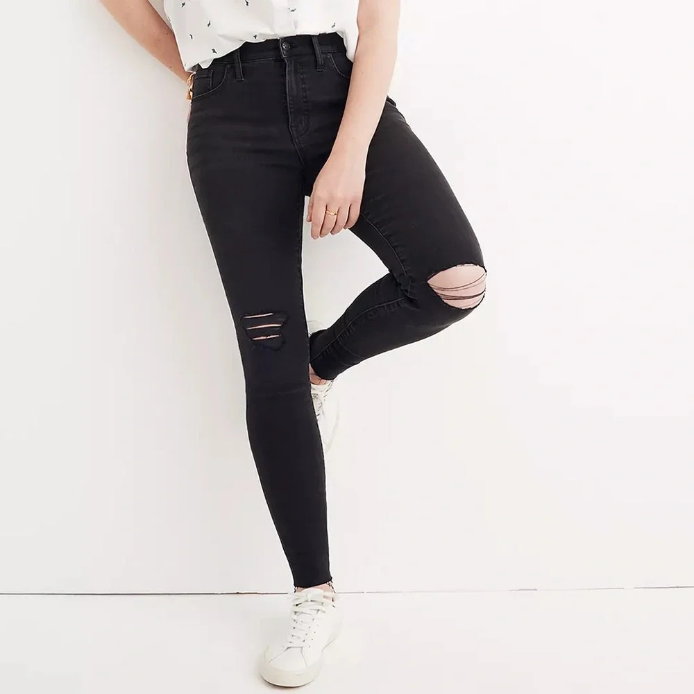 Madewell 9" High-Rise Skinny Jeans in Black Sea